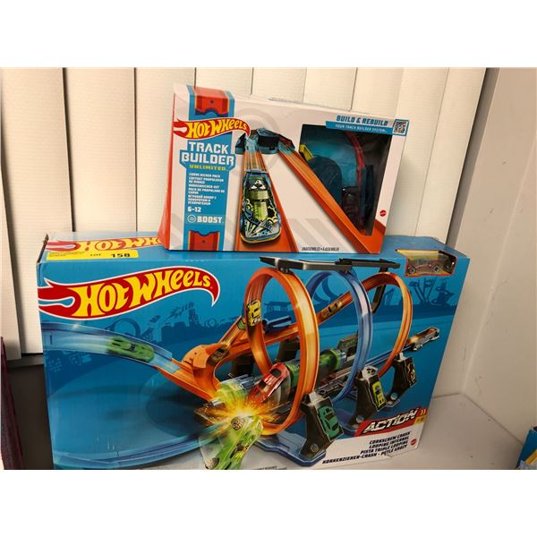 HOTWHEELS - Corkscrew Crash Looping Track and Track Builder