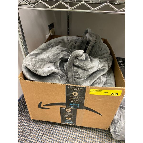 Grey Plush Weighted Blanket