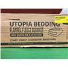 Image 2 : Utolipa Bedding - Burgundy Flannel Fleece Blanket plus two other Rust and Rust & White Blankets