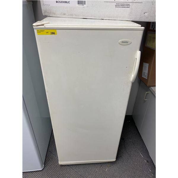 DANBY Fridge with small freezer - White - Approx. 54 1/2in tall