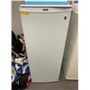 Image 1 : DANBY Premiere Stand up Freezer - White - approx. 59 in tall