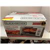 Image 1 : BLACK+DECKER - Crisp/nBake Air Fry with 4slice Toaster Oven