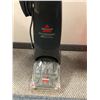 Image 2 : BISSELL - QuickSteamer - PowerBrush MultiSurface Carpet Cleaner