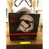 Image 1 : STAR WARS Storm Trooper Electronic Helmet