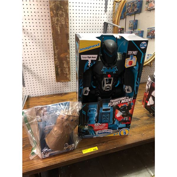 IMAGINEXT - DC Superfriends Transformer with over 100 sounds & Phrases with Avenger Infinity Gauntle