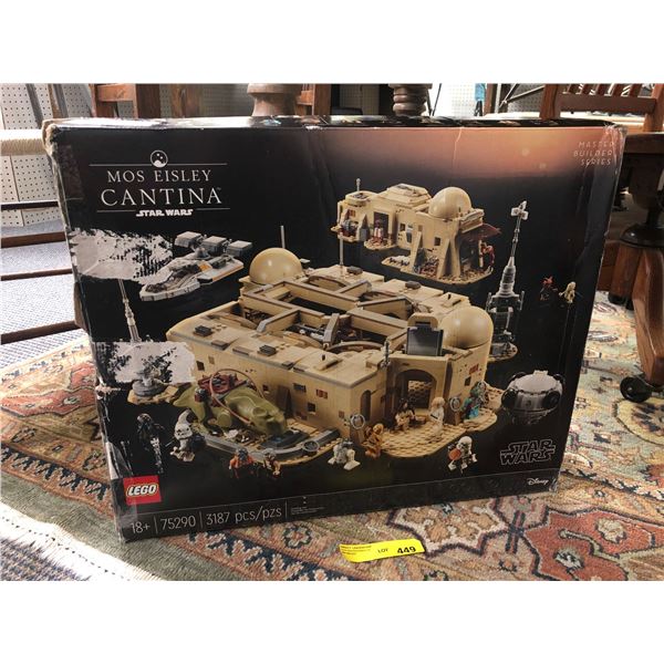 LEGO STAR WARS Mos Eisley Cantina - Model 75290, 3187 pieces - New in Box (box has some damage)