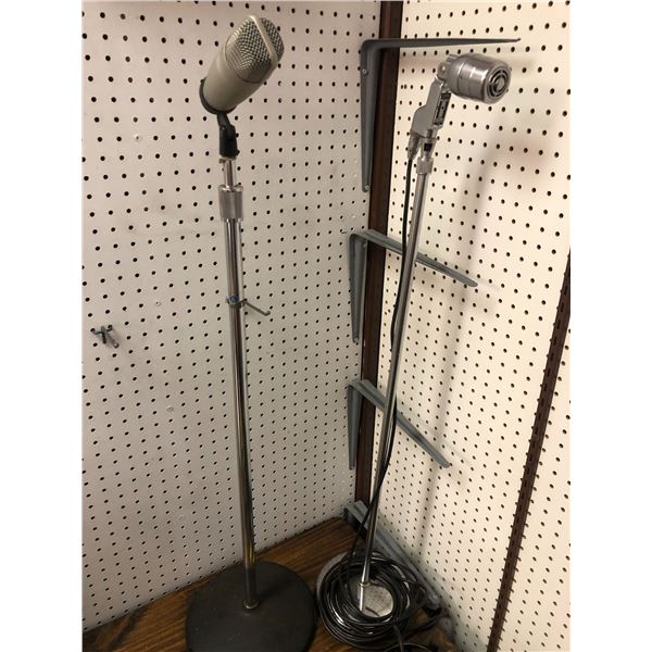 Two Stand-up Vintage Microphones - Samson & Dynamic Model 85