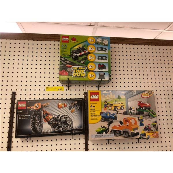 3 LEGO Items - Includes Technic 2in1 Speedway Motorcycle, Model 4635 for 4+ Fun with Vehicles 525 pc