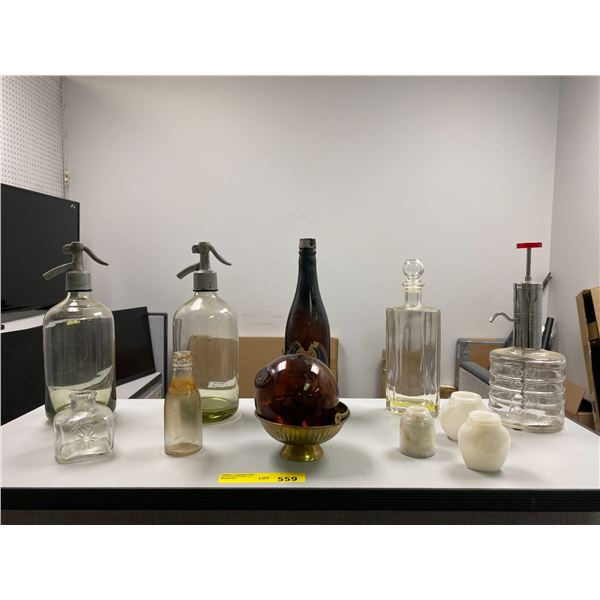 Misc. collection of small glassware