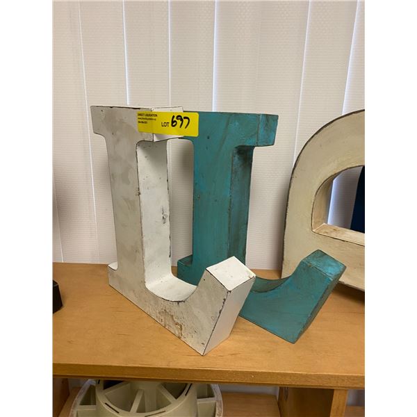 Letters - L - Two Painted Metal Letters