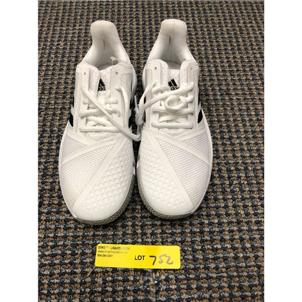 ADIDAS - Bounce - Women's US Size 6 - White and Black