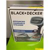 Image 1 : Black & Decker - Advanced Handheld Steamer