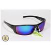 Image 1 : PAIR OF PANAMA JACK SUNGLASSES