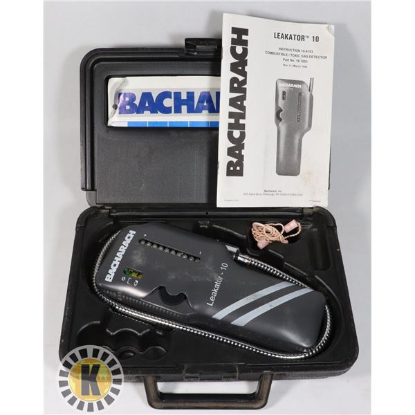 BACHARACH LEAKATOR-10 (GAS LEAK DETECTOR)