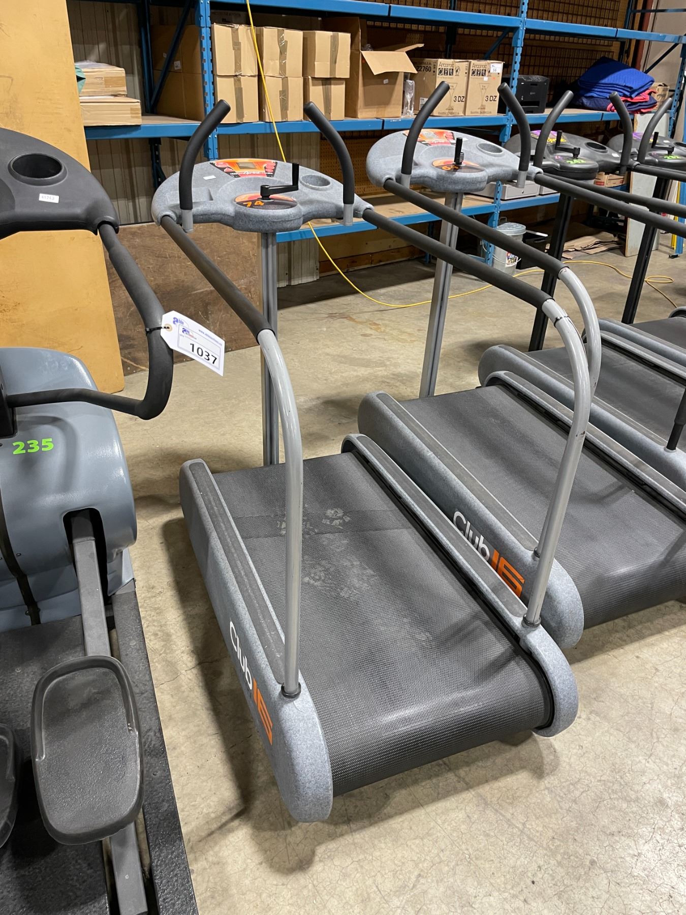 HOGGAN SPRINT CARDIO COMMERCIAL ADJUSTABLE RESISTANCE SELF PROPELLED Hoggan sprint cardio commercial adjustable resistance self propelled