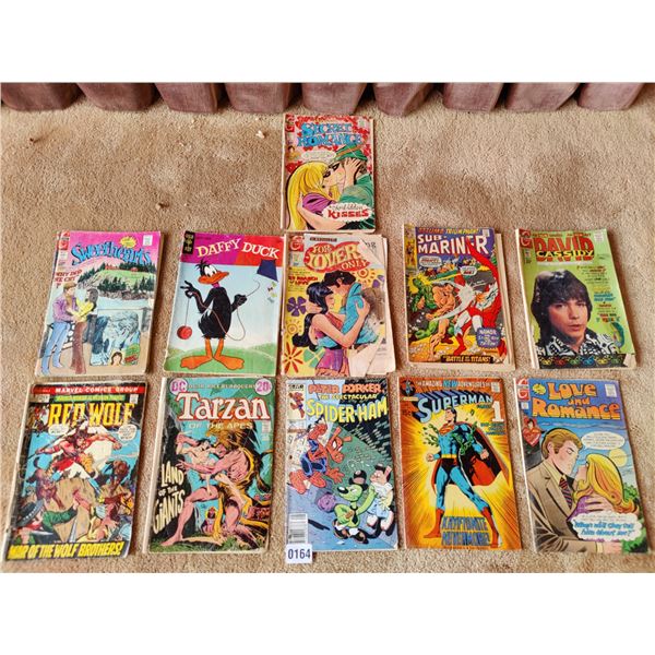 Assorted Vintage Comic Books & 1972 Maple Leafs Calendar