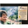 Image 2 : ROBIN WILLIAMS SIGNED 8 X 10 (RA COA)