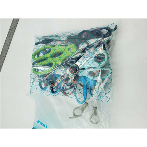 Lot of Assorted Scissors