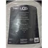 Image 3 : *NEW* UGG Coco Dawson King Comfotor Set , Comfortor & 2 Shams
