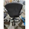 Image 2 : Linea Italia Black Fabric, Fully Adjustable Office Chair on Castors