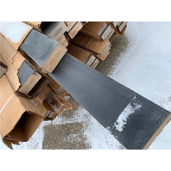 PALLET LOT - 44 PIECES of NEW Composite 2" x 4" x 6ft Decking Boards - Black & Grey