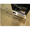 Image 8 : Thermador Luxury Sapphire Glow 24” Dishwasher, Stainless Steel