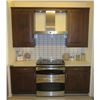 Image 1 : Kitchen Ensemble w/ Base & Upper Cabinets, Countertop (appliances/range hood not included)