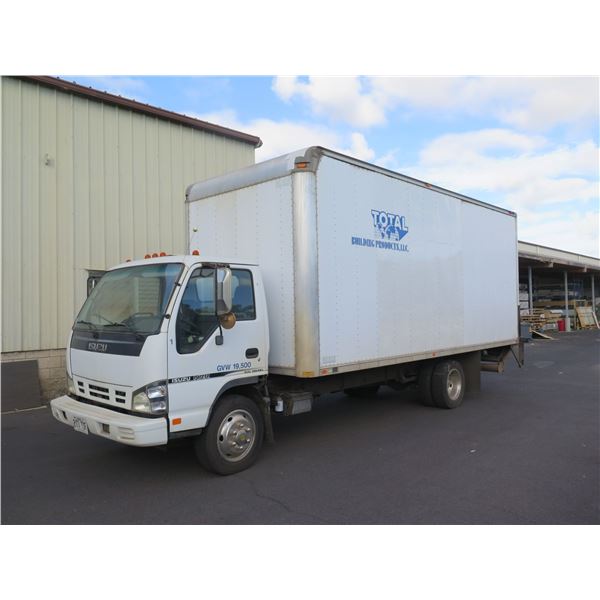 2006 Isuzu 27-Foot Box Truck - Engine Runs, 115,646 Miles, Auto Trans Lic 210TSF