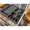 Image 10 : Thermador Pro Ham 36" Gas Range 4-Burner Griddle Model PRG364GDH/11 (Unused)