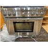 Image 2 : Thermador Pro Ham 36" Gas Range 4-Burner Griddle Model PRG364GDH/11 (Unused)