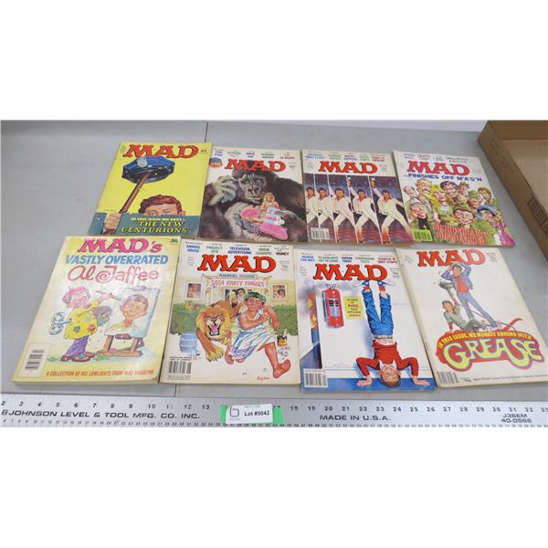 (8) MAD magazine comics