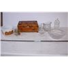 Image 1 : Wooden Box,Misc Glass items