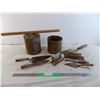 Image 1 : vintage trowels + tins + 1.25" wood dowel