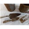 Image 3 : vintage trowels + tins + 1.25" wood dowel