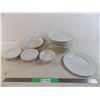 Image 1 : Gold rimmed plates of various sizes, incomplete set