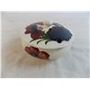 Image 4 : Moorcroft Anenome Dish + Lid