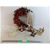 Image 1 : Wreath with christmas ornaments