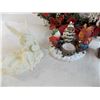 Image 2 : Wreath with christmas ornaments