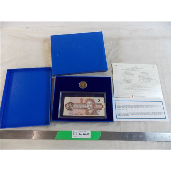 1996 Canadian toonie + 2 dollar bill commemorative set
