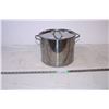 Image 1 : Stainless Steel Pot