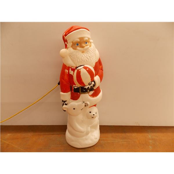 *Plastic light up santa with beachball + ploar bear - 3ft tall