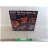 Image 1 : The five senses science kit - sealed