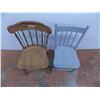 Image 2 : *(2) Vintage wooden chairs