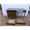 Image 3 : *Wood desk with 4 slideout drawers - 47x19 - 30" tall