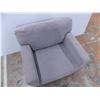 Image 2 : *cloth chair - 35" x 35"
