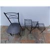 Image 2 : *folding plant stand + black chair