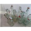 Image 2 : (11) swing top clear bottles