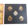 Image 3 : ET + Jurassic Park coin sets