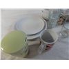 Image 4 : Household dishware