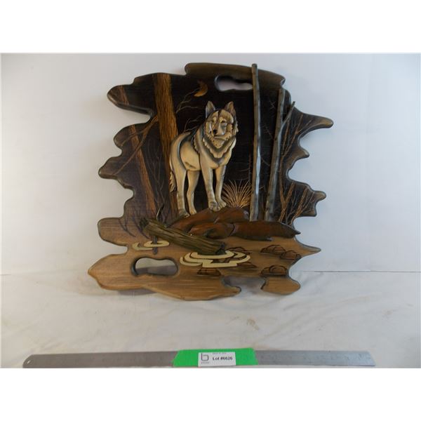 Wolf wooden hand-made wall hanger - 23x23